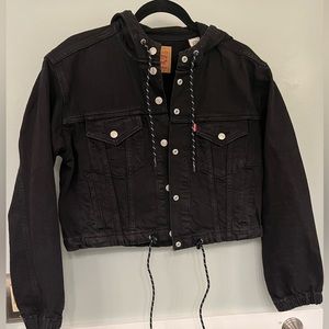 Levi black denim jacket, size small, cropped style, hood